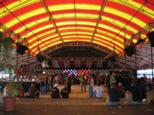 Kathedraal interieur, lichtdoorlatend dakdoek, Lowlands Groove Tube